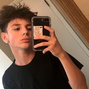 Meet your Posher, D_town